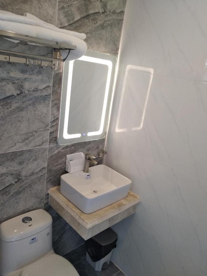 Peace Hotel Вунгтау Экстерьер фото